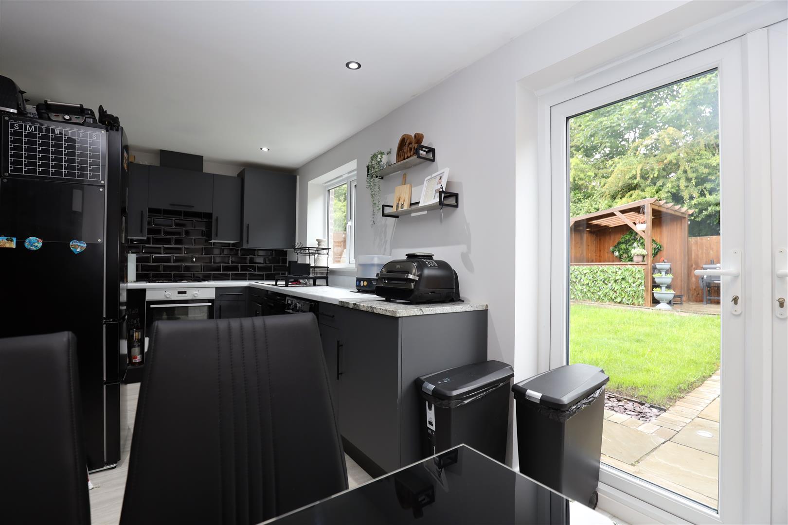 Plasnewydd Walk, Llantwit Major, Vale of Glamorgan, CF61 2YW